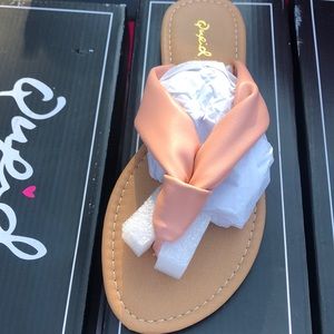 Peach thong sandal for women or girls
